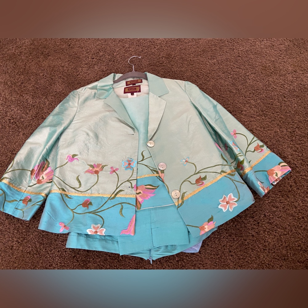 Women’s trouser set